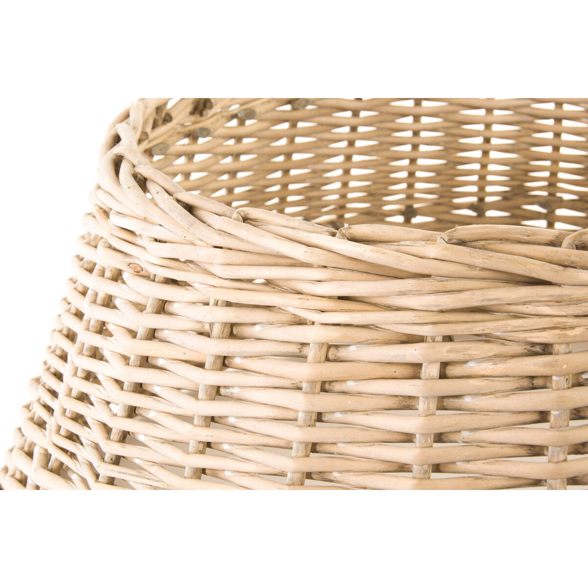 V6H3DC3CE49209F97E4590BFF1527742459R5540271P2