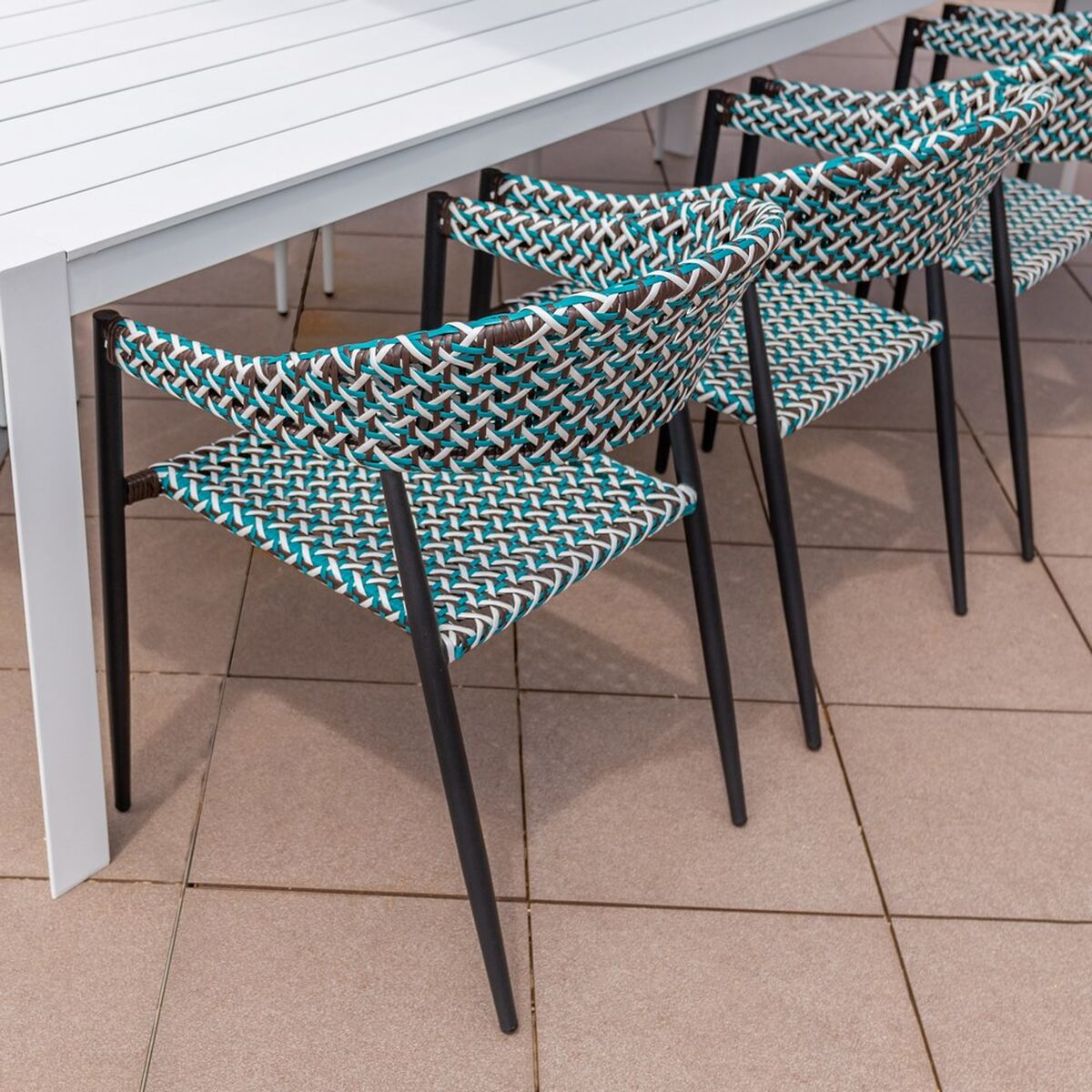 V6H9BA875C096BB4CD2BC6C2E12731B0511R2538167P4