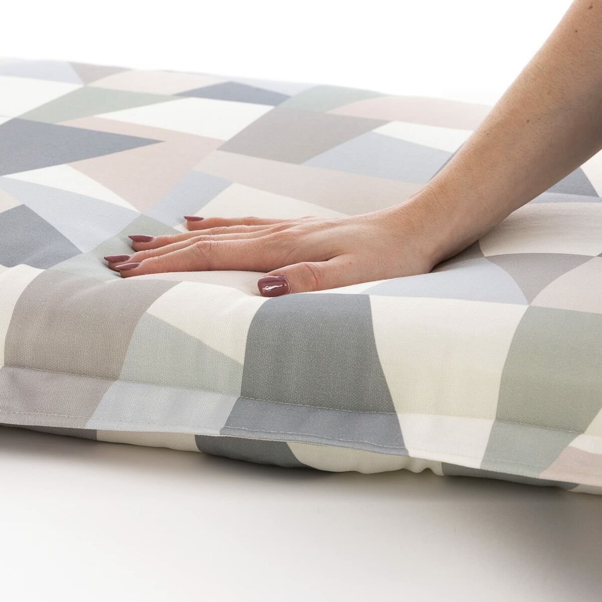 V6H8CF0E9CCBCBB468C063ABAF9944CDEFFR4257370P2