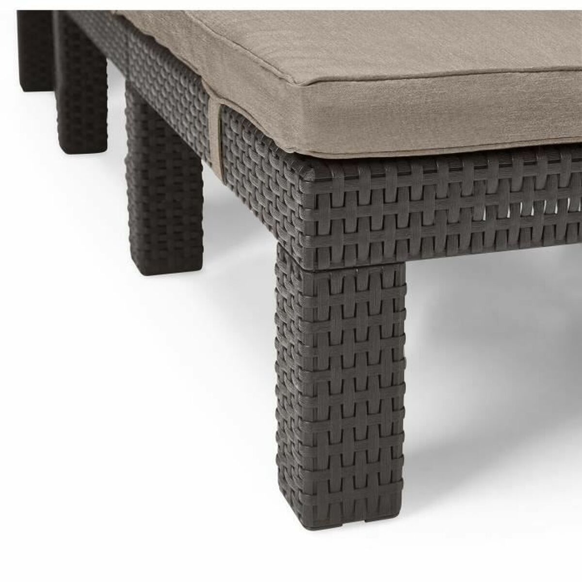 V6HD91CDD6D78605C1EAB1EBA9EBB98E47AR5524223P2